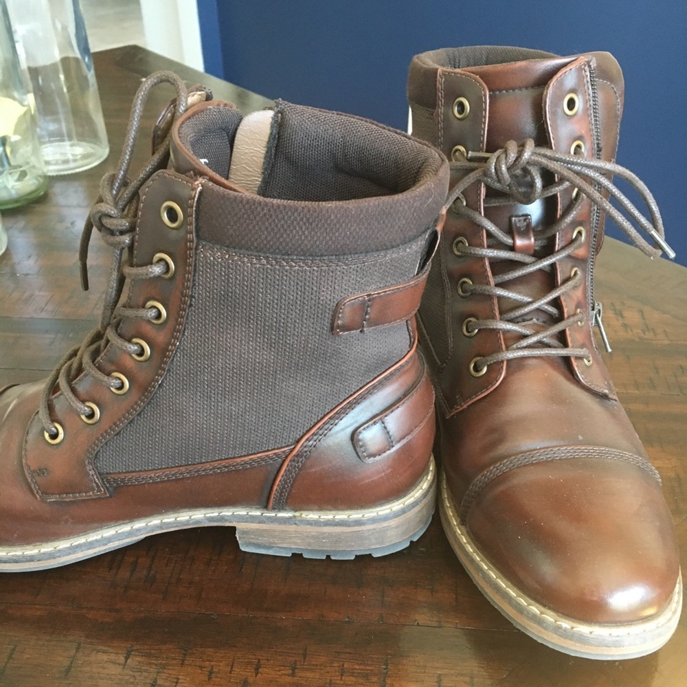 Men’s brown leather boots